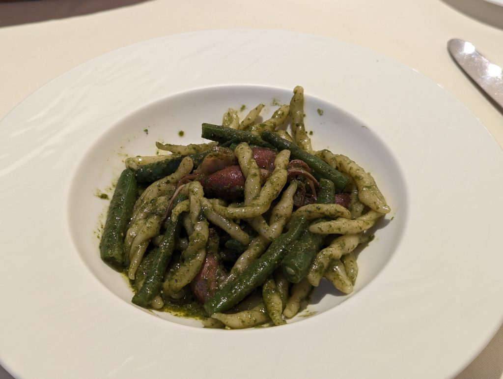 ホタルイカと季節の野菜のジェノベーゼ　トロフィエ